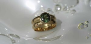 remodelling old gold into new jewellery