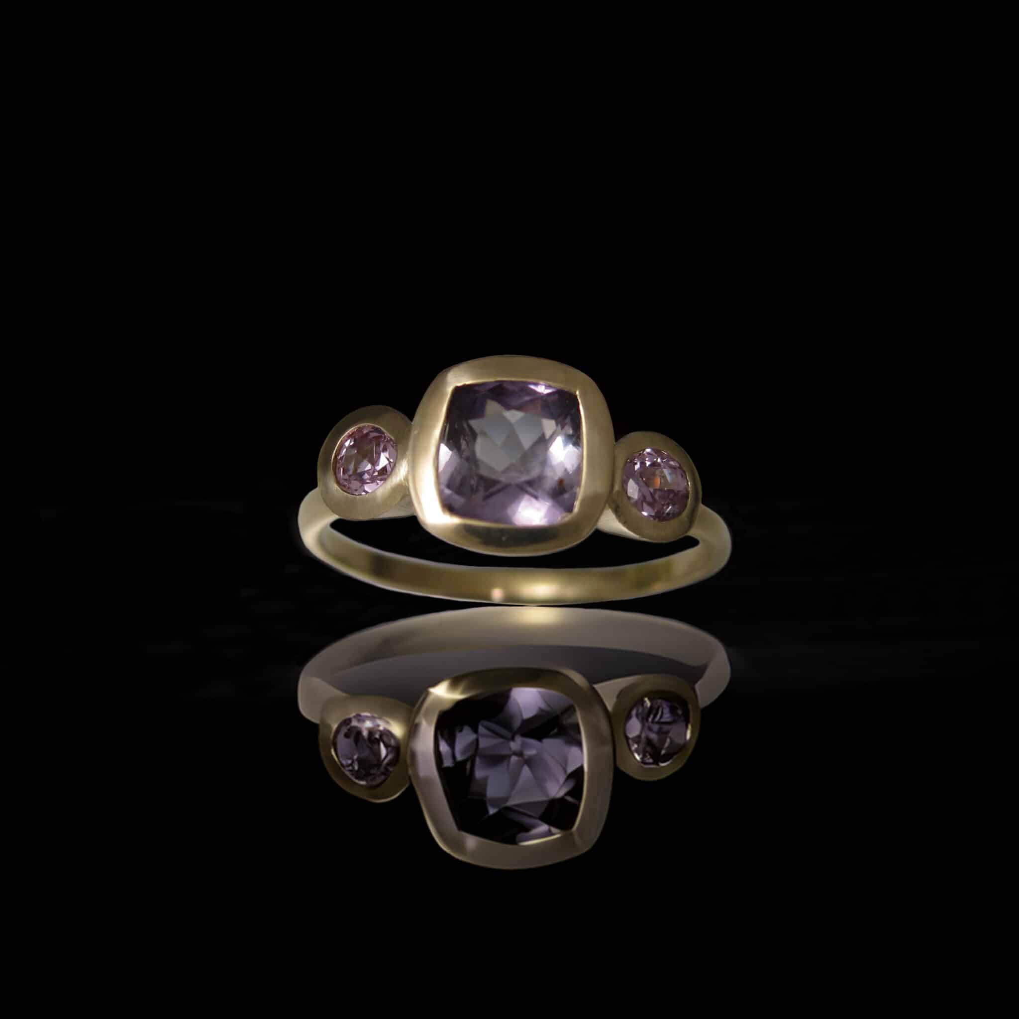 Bespoke high-end jewellery in Fairmined Gold | Private & Corporate Commissions | Remodelling of Heirlooms | Where Craftsmanship meets Conscious Luxury