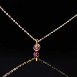 Pendants & Neckpieces